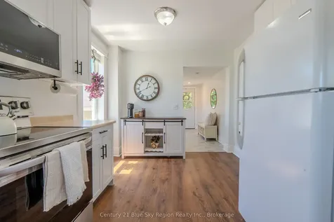 23 George Street North Bay ON P1A 1C2