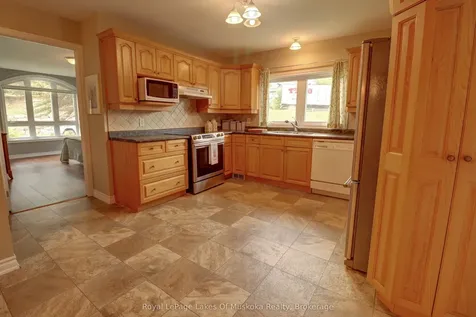 31 Dairy Lane Huntsville ON P1H 2L7
