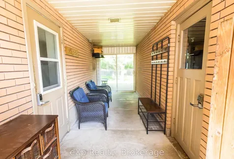 64 Raglan Street W Minto ON N0G 1Z0