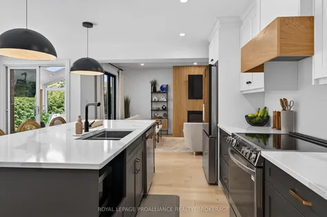 861 Mona Drive Kingston ON K7P 1S3
