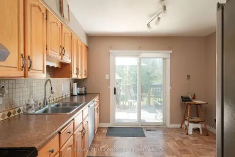 2606 Foxmeadow Road Peterborough ON K9L 1X3