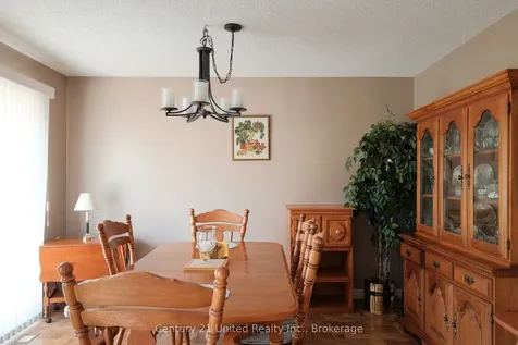 2606 Foxmeadow Road Peterborough ON K9L 1X3