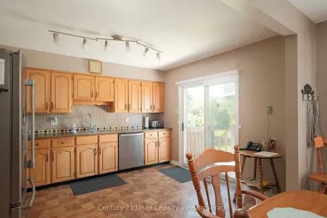 2606 Foxmeadow Road Peterborough ON K9L 1X3