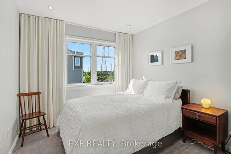 103 Westphalian Avenue Kanata ON K2V 0A3