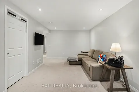 103 Westphalian Avenue Kanata ON K2V 0A3