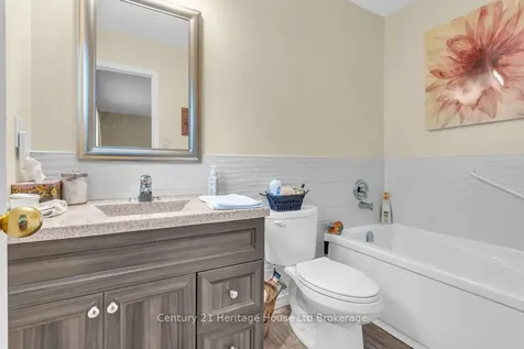 233 Diefenbaker Drive Woodstock ON N4S 8K1