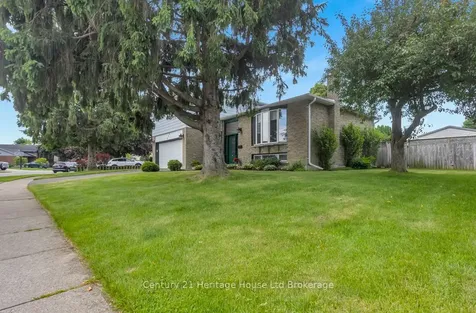 233 Diefenbaker Drive Woodstock ON N4S 8K1