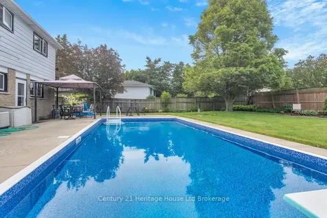 233 Diefenbaker Drive Woodstock ON N4S 8K1