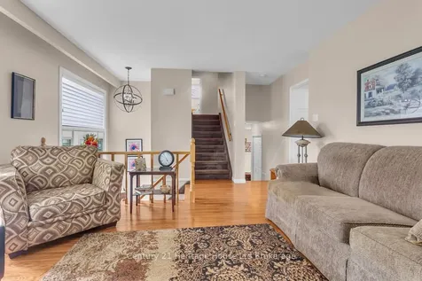 233 Diefenbaker Drive Woodstock ON N4S 8K1