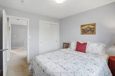 6346 Shapton Crescent Niagara Falls ON L2H 0L9