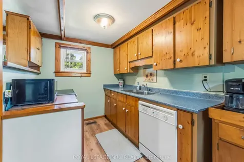 18 College Street Pelham ON L0S 1E0