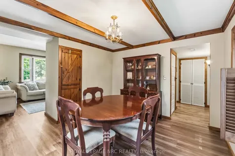 18 College Street Pelham ON L0S 1E0