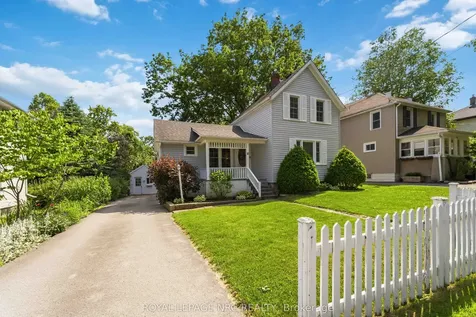18 College Street Pelham ON L0S 1E0