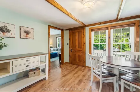 18 College Street Pelham ON L0S 1E0