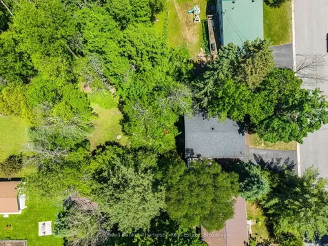 6 Johanna Street Huntsville ON P1H 1V5
