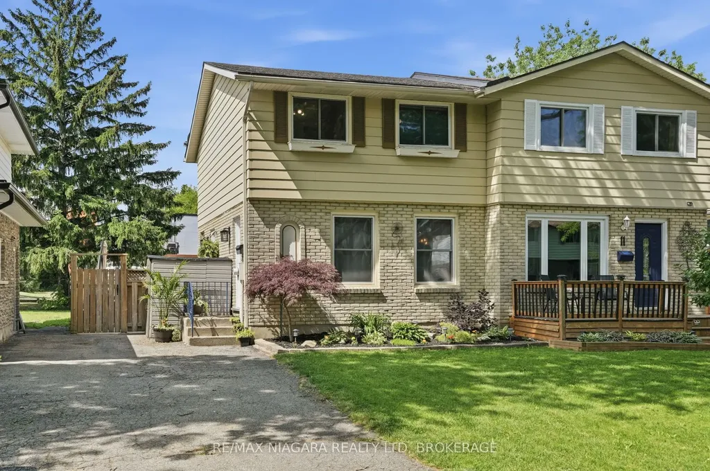9 Lafayette Drive St. Catharines ON L2N 6C1