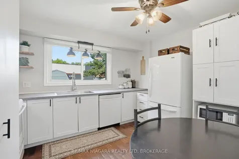 9 Lafayette Drive St. Catharines ON L2N 6C1