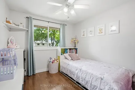 9 Lafayette Drive St. Catharines ON L2N 6C1