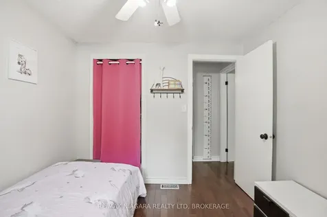 9 Lafayette Drive St. Catharines ON L2N 6C1
