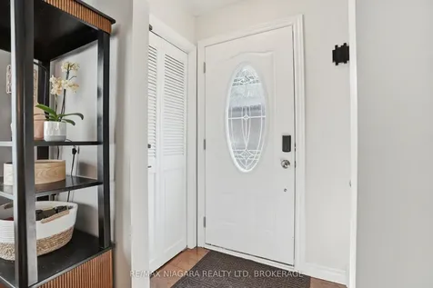 9 Lafayette Drive St. Catharines ON L2N 6C1