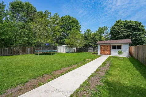 228 Gilmore Road Fort Erie ON L2A 2M3