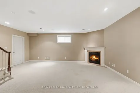 34 Sculler's Way St. Catharines ON L2N 7T1