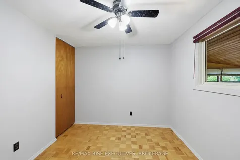 1055 Lincoln Drive Kingston ON K7M 4Z3