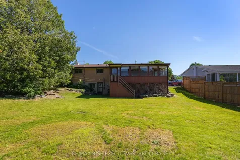1055 Lincoln Drive Kingston ON K7M 4Z3