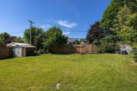 1055 Lincoln Drive Kingston ON K7M 4Z3