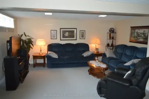 9 Austin Street Quinte West ON K8V 1Z2