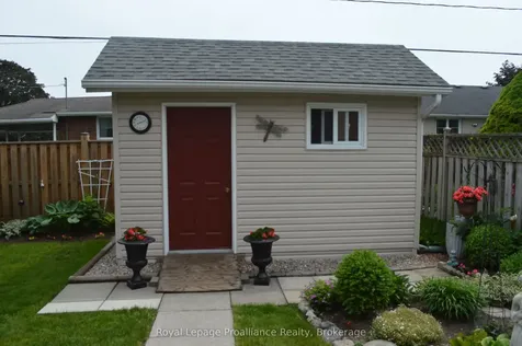 9 Austin Street Quinte West ON K8V 1Z2