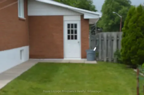 9 Austin Street Quinte West ON K8V 1Z2