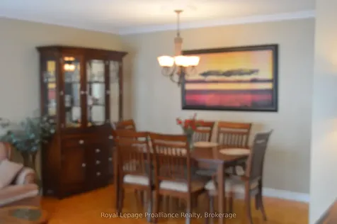 9 Austin Street Quinte West ON K8V 1Z2