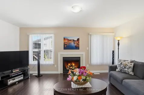 6382 Dilalla Crescent Niagara Falls ON L2H 0C9