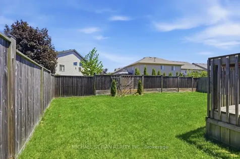 6382 Dilalla Crescent Niagara Falls ON L2H 0C9