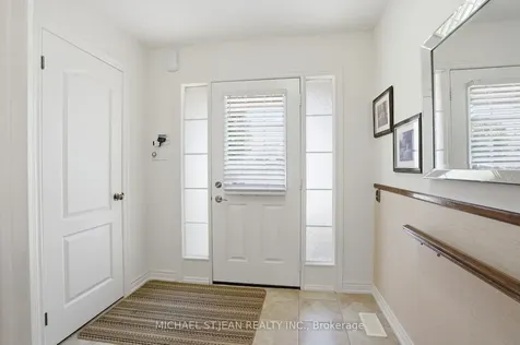 6382 Dilalla Crescent Niagara Falls ON L2H 0C9