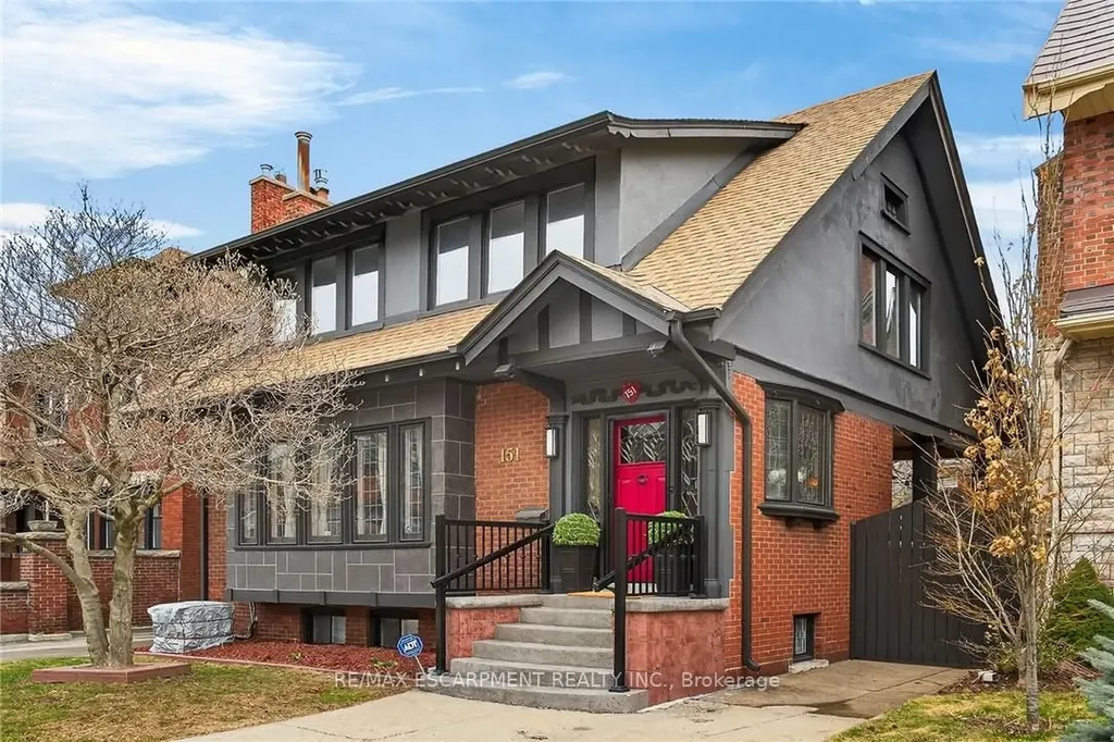 151 Holton Avenue S Hamilton ON L8M 2L6