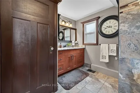 151 Holton Avenue S Hamilton ON L8M 2L6