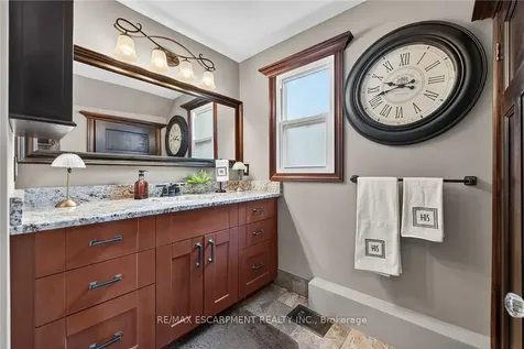 151 Holton Avenue S Hamilton ON L8M 2L6
