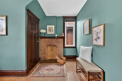 151 Holton Avenue S Hamilton ON L8M 2L6