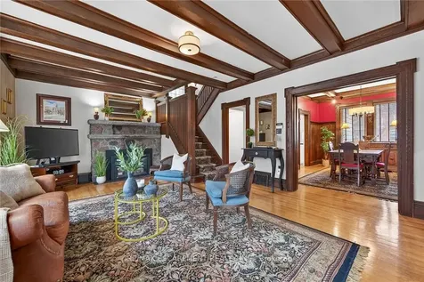 151 Holton Avenue S Hamilton ON L8M 2L6