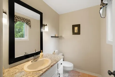 7 Parkhill Road Pelham ON L3E 0J3