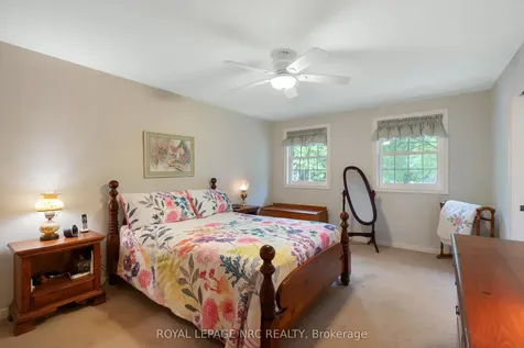 7 Parkhill Road Pelham ON L3E 0J3