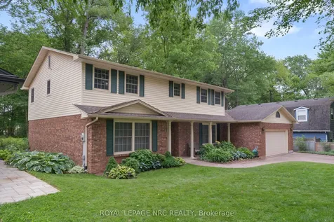 7 Parkhill Road Pelham ON L3E 0J3