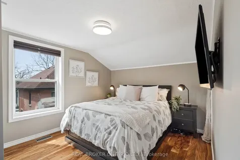 26 Dublin Street N Guelph ON N1H 4M8