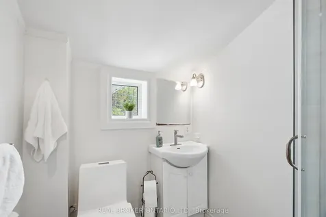 26 Dublin Street N Guelph ON N1H 4M8