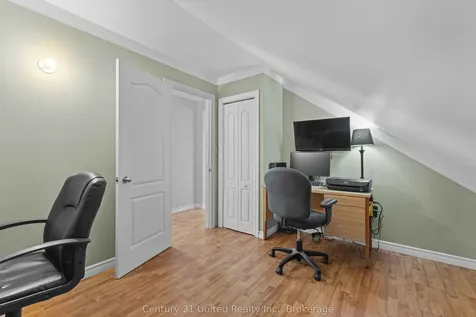 359 Mcgill Street Peterborough ON K9J 1W6