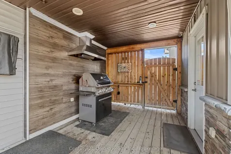 359 Mcgill Street Peterborough ON K9J 1W6
