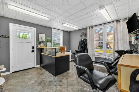 359 Mcgill Street Peterborough ON K9J 1W6