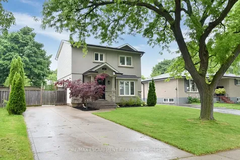 26 Kirkland Avenue Hamilton ON L8V 3V9